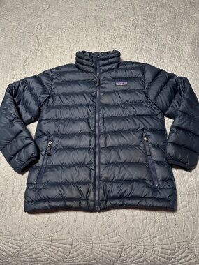 Patagonia Dark Blue Kids Puffer Jacket, EUC, Size Small (7-8)